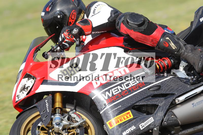 /Archiv-2025/05 14.04.2025 Plüss Moto Sport ADR/Freies Fahren/988